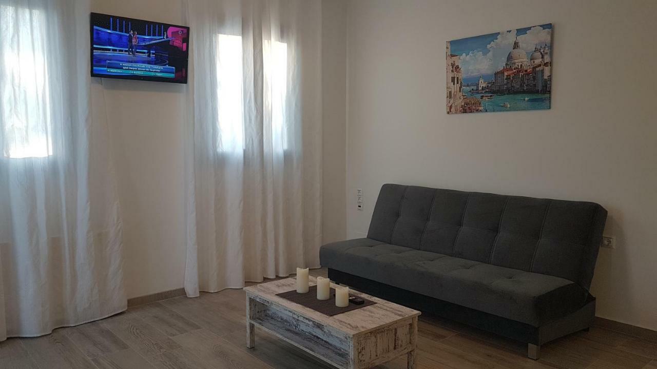 Tanyas Cozy House Villa Kamilari Luaran gambar