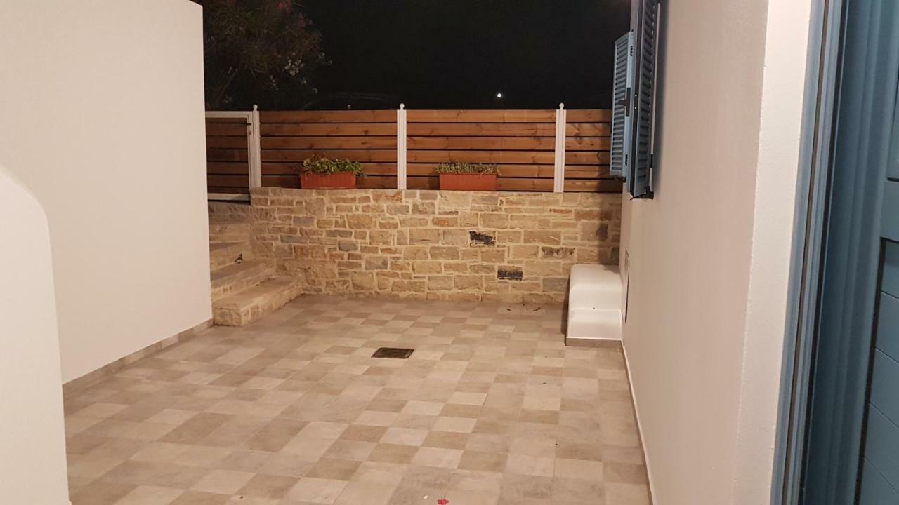 Tanyas Cozy House Villa Kamilari Luaran gambar