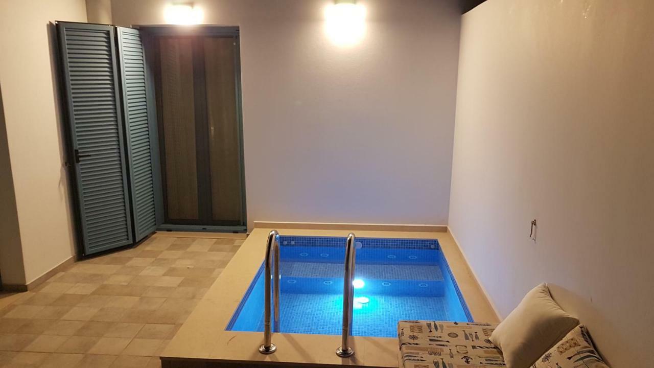 Tanyas Cozy House Villa Kamilari Luaran gambar